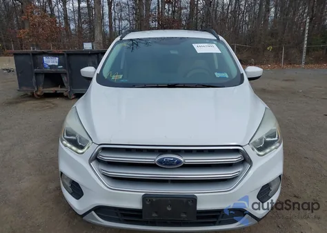 2017 Ford Escape Se из США, поврежденный, VIN 1FMCU0GD8HUA37467